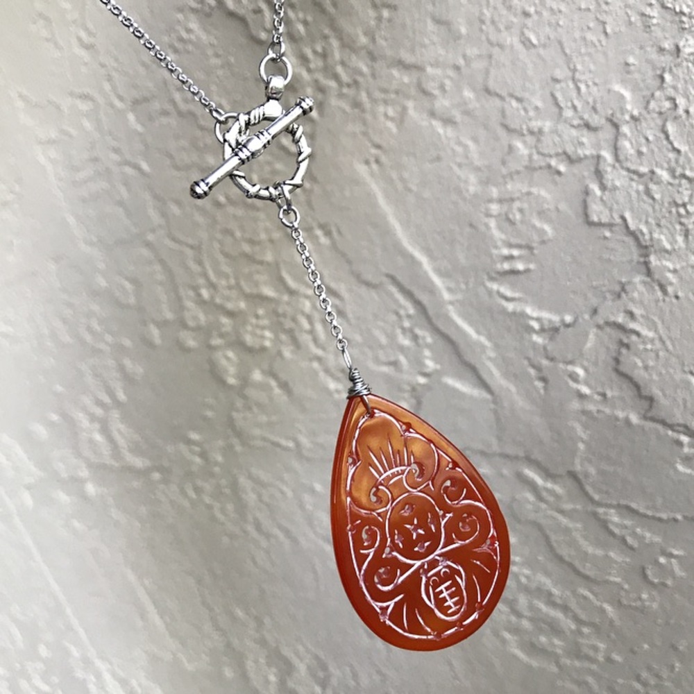 Genuine carved carnelian gemstone lariat necklace - Picture 5 of 8